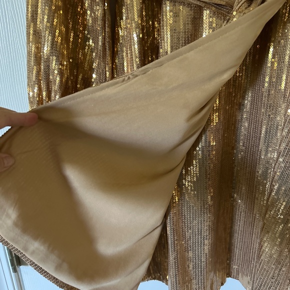 Golden party dress - Picture 2 of 4